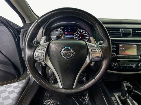 Used 2018 Nissan Altima 2.5 SR image 13