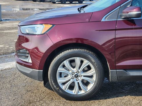 Used 2024 Ford Edge Titanium image 8