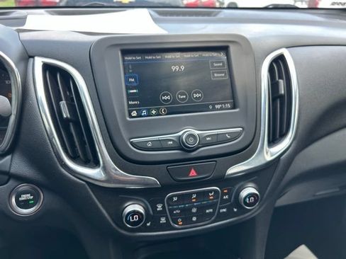 Used 2019 Chevrolet Equinox LT w/ Driver Convenience Package AWD/4WD image 8