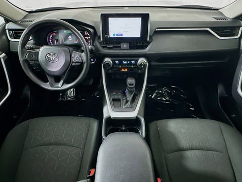 Used 2024 Toyota RAV4 XLE image 27