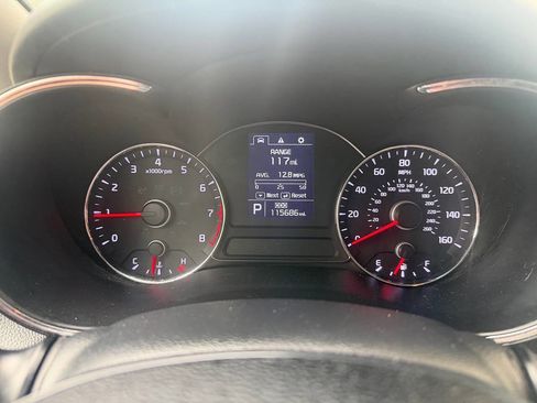 Used 2016 Kia Forte EX FWD image 22