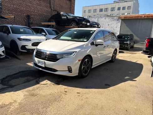 Certified 2023 Honda Odyssey Elite image 1