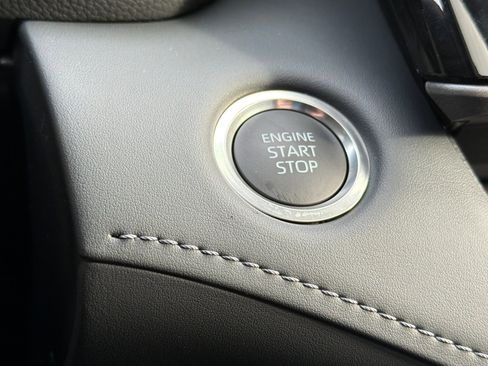 New 2026 Toyota Highlander XLE image 20