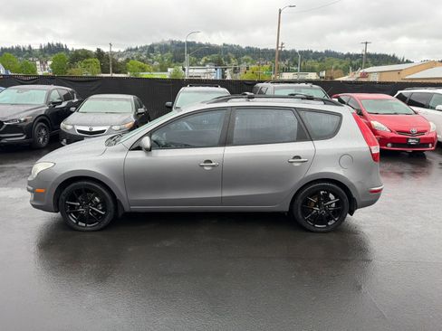 Used 2012 Hyundai Elantra FWD image 7