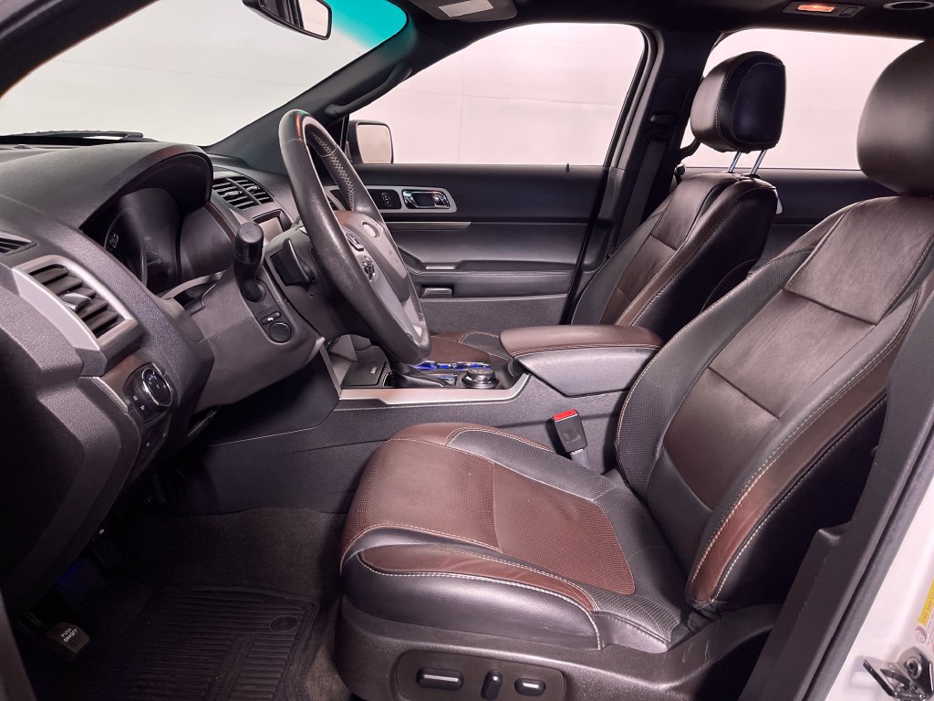 Used 2015 Ford Explorer Sport w/ Equipment Group 401A AWD/4WD image 12