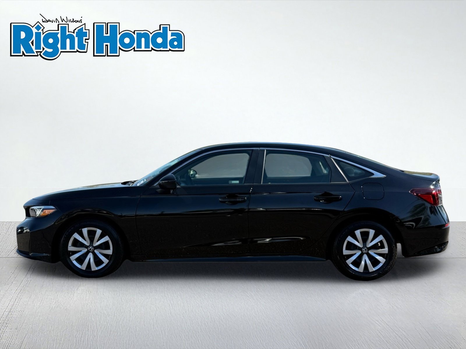 Used 2025 Honda Civic LX image 3