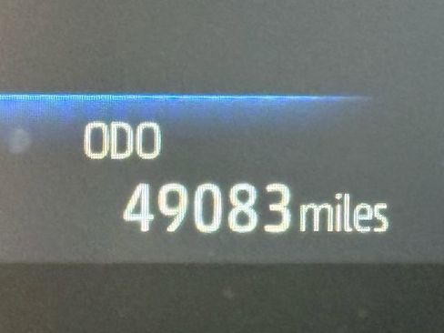 Certified 2023 Toyota Highlander XLE image 8