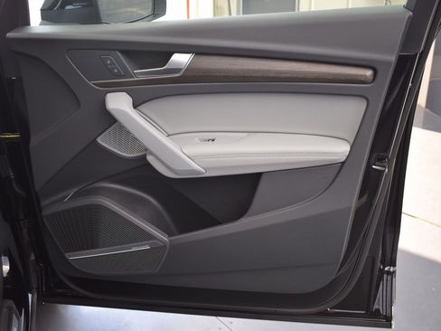 Certified 2024 Audi Q5 2.0T Premium Plus w/ Premium Plus Package image 14