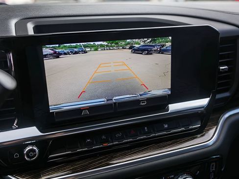 Used 2024 GMC Sierra 1500 Elevation RWD image 20