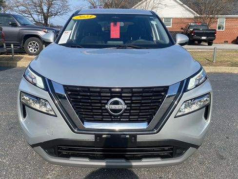 Used 2023 Nissan Rogue SV image 18
