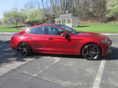 Used 2019 Genesis G70 3.3T Dynamic image 2