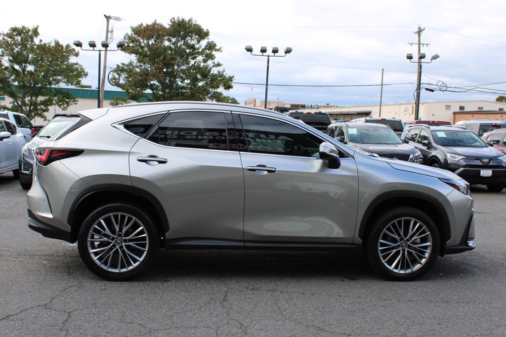 Used 2025 Lexus NX 350h AWD w/ Accessory Package (K3) image 8