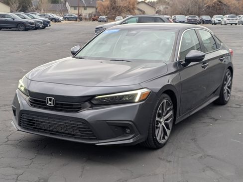 Used 2023 Honda Civic Touring image 10