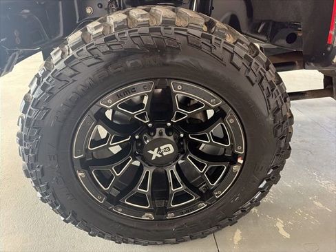 Used 2019 Ford F350 XLT w/ XLT Premium Package AWD/4WD image 3