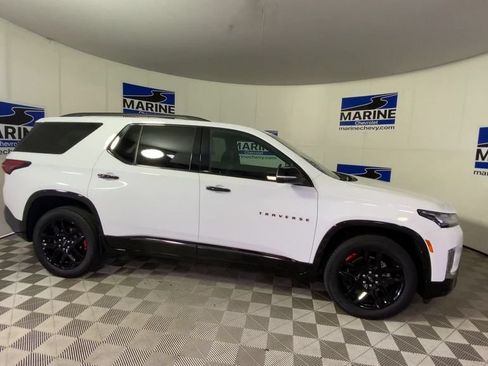 Used 2024 Chevrolet Traverse Premier w/ Redline Edition FWD image 3