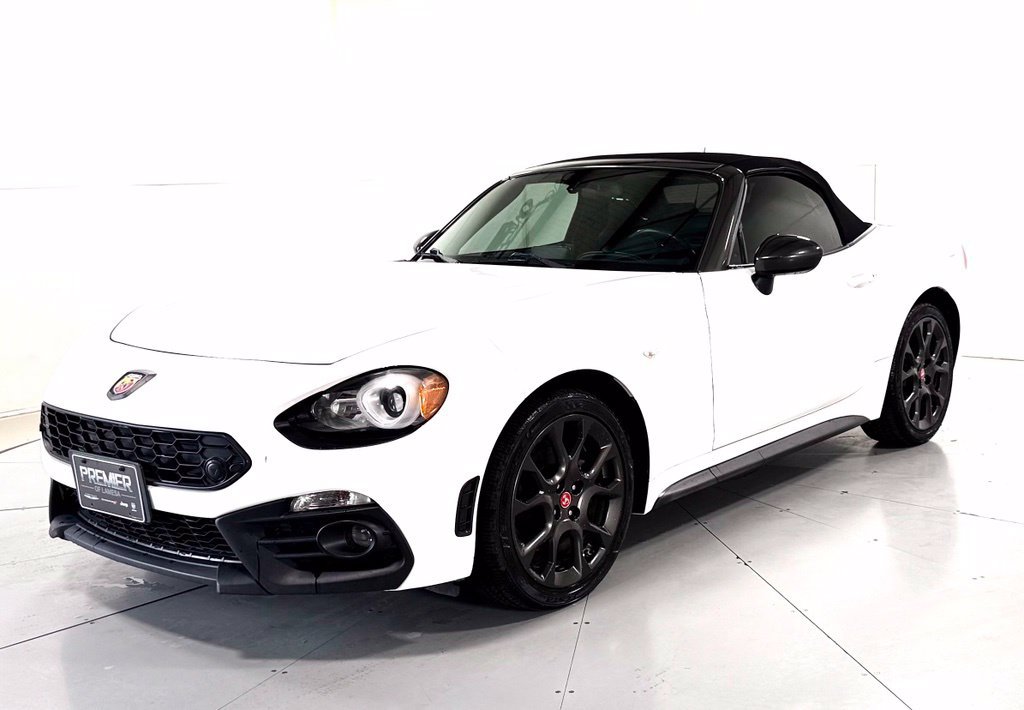 Used 2017 FIAT 124 Spider Abarth RWD image 10