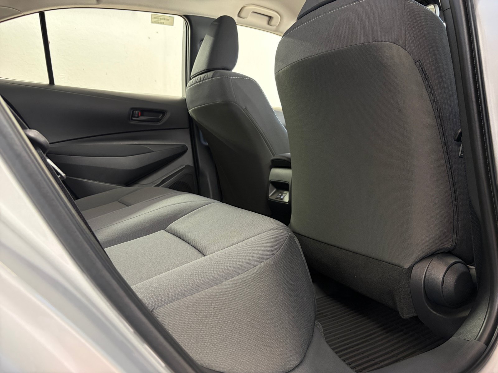 New 2027 Toyota Corolla LE FWD image 18