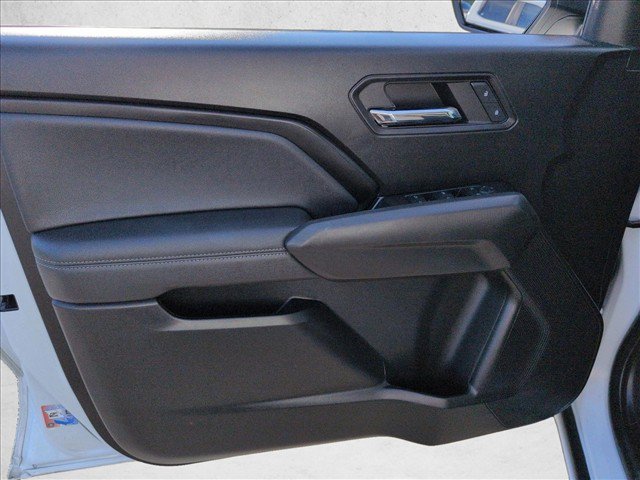 Used 2024 Chevrolet Colorado LT RWD image 11