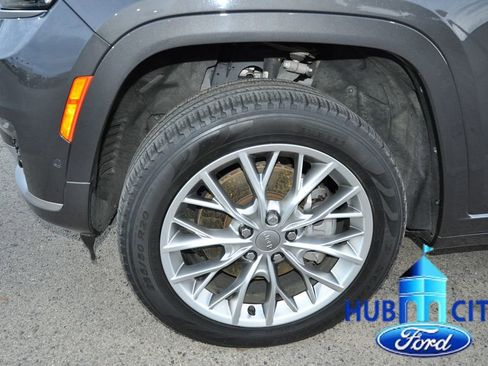 Used 2023 Jeep Grand Cherokee L Summit w/ Advanced Protech Group IV RWD image 9