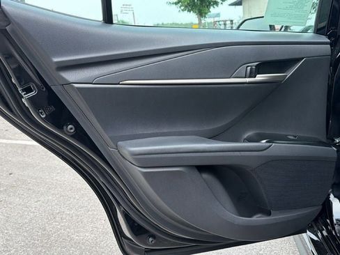 New 2026 Toyota Camry Hybrid FWD image 28