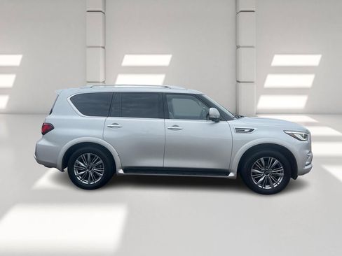 Used 2022 INFINITI QX80 Luxe image 4