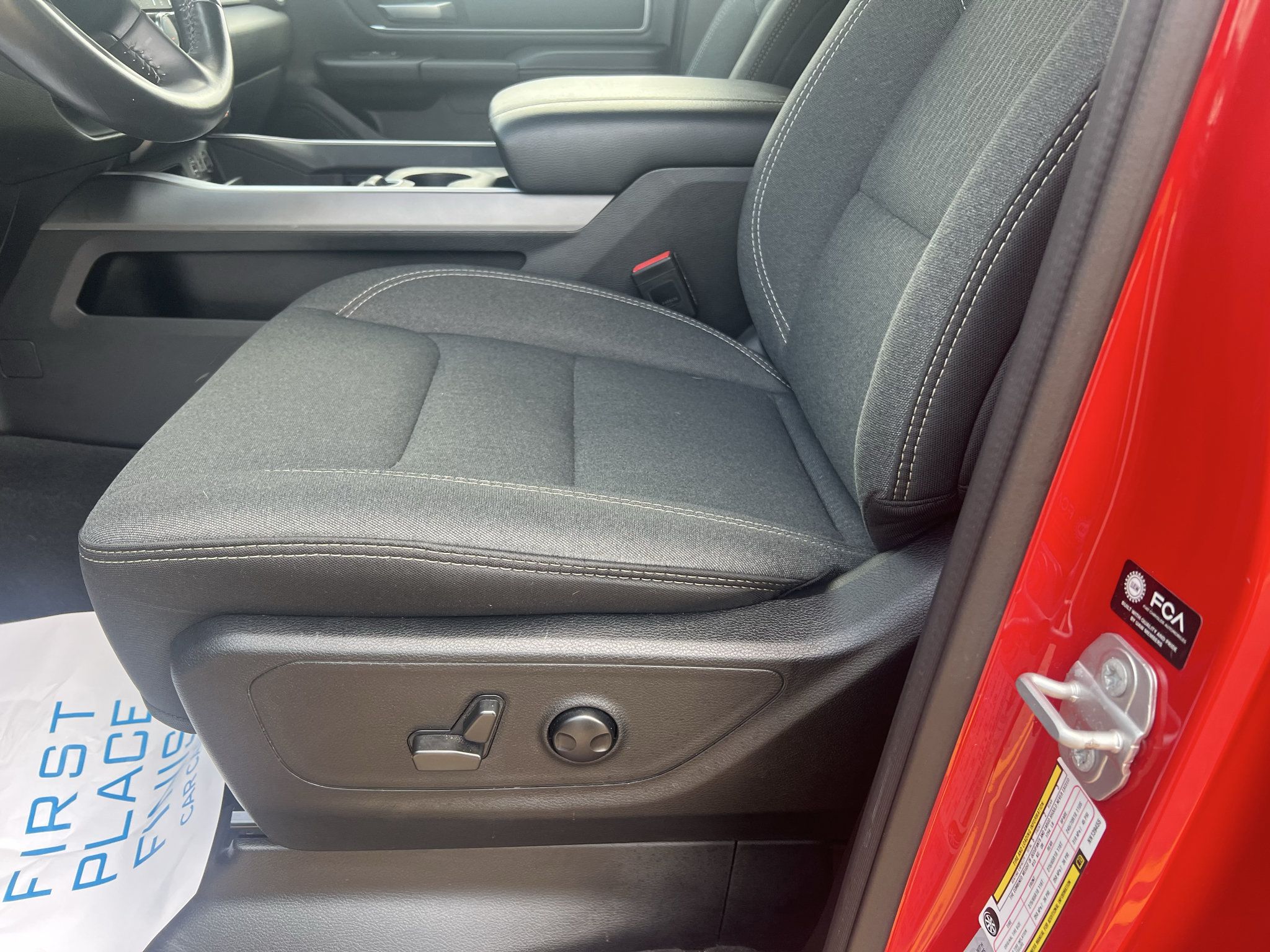 Used 2022 RAM 1500 Big Horn AWD/4WD image 23