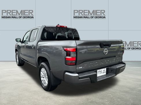 Certified 2022 Nissan Frontier SV image 7