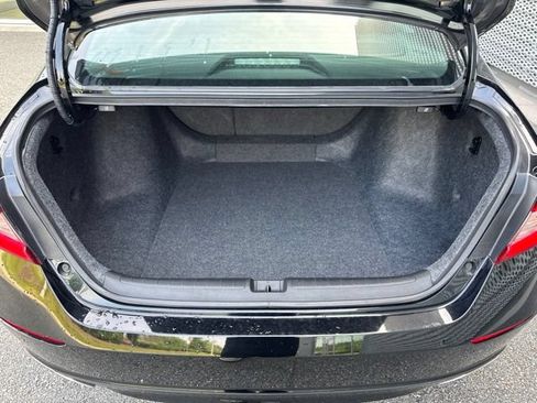 Used 2021 Honda Accord Sport image 16