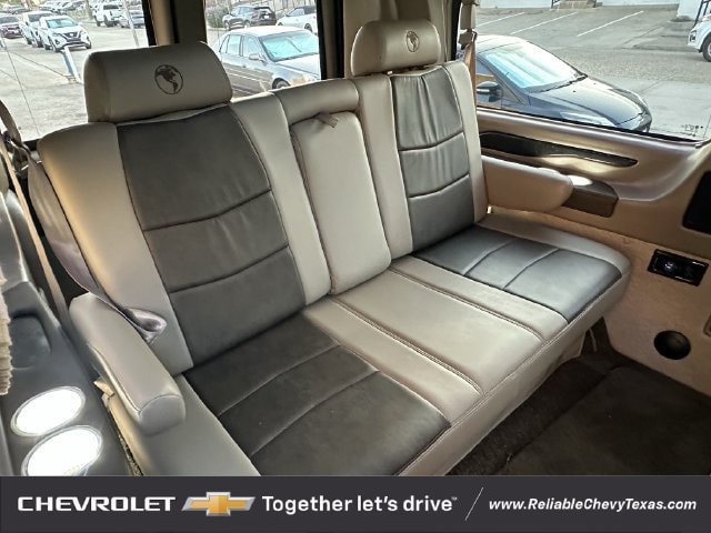Used 2021 GMC Savana 2500 RWD image 13