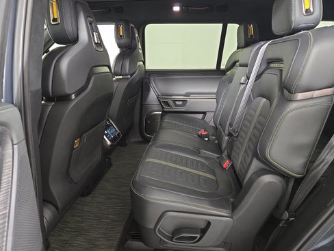 Used 2024 Rivian R1S Adventure AWD/4WD image 21
