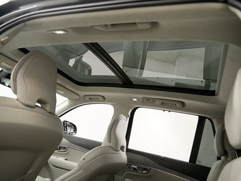 Certified 2024 Volvo XC90 T8 Ultimate AWD/4WD image 22