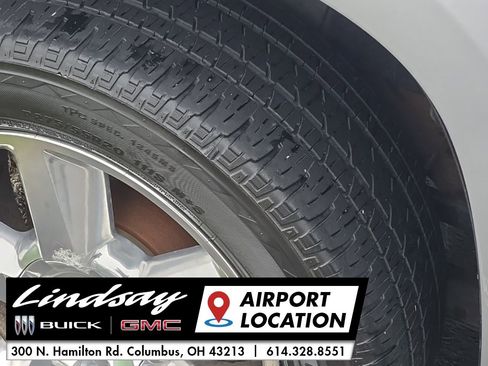 Used 2013 Chevrolet Avalanche LTZ image 16