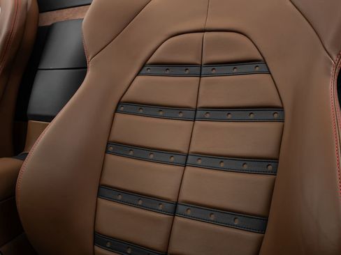 Used 2023 Ferrari SF90 Spider image 50