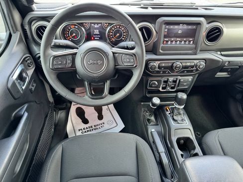 Used 2023 Jeep Wrangler Unlimited Sport AWD/4WD image 17