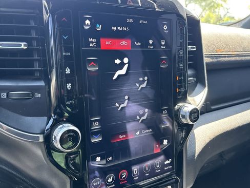 Used 2021 RAM 1500 Laramie AWD/4WD image 11