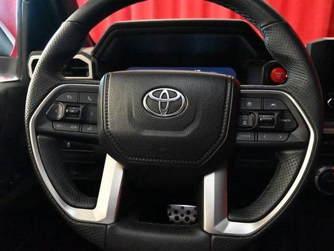 Certified 2025 Toyota Tacoma TRD Sport image 12