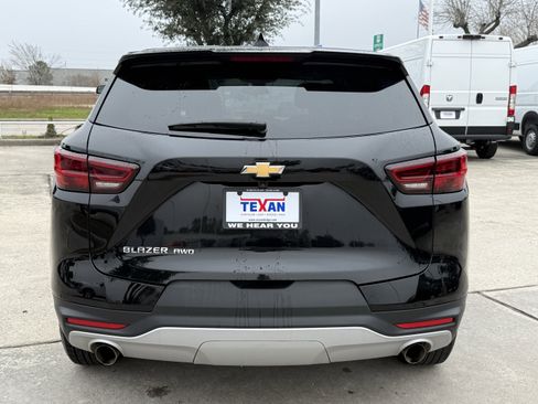 Used 2025 Chevrolet Blazer LT image 6