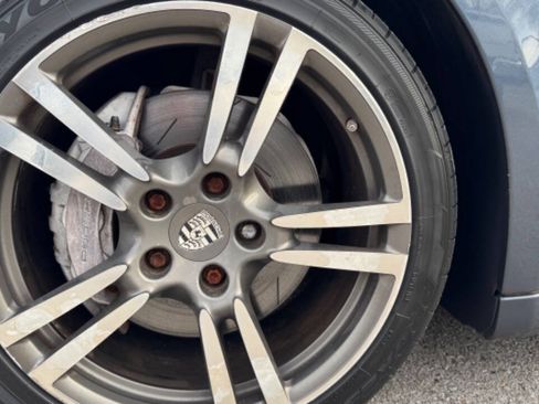 Used 2011 Porsche Panamera RWD image 32
