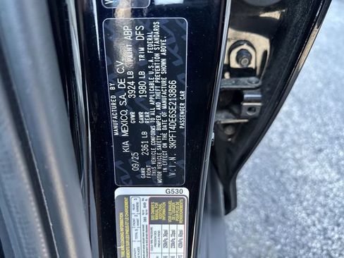 Used 2025 Kia K4 FWD image 28