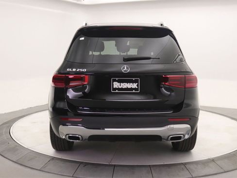 New 2026 Mercedes-Benz GLB 250 image 3