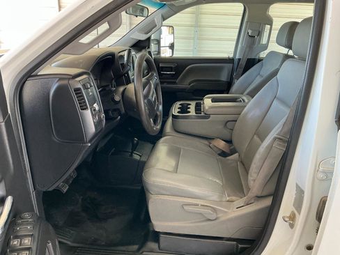 Used 2016 GMC Sierra 3500 4x4 Crew Cab w/ Sierra Convenience Package image 6