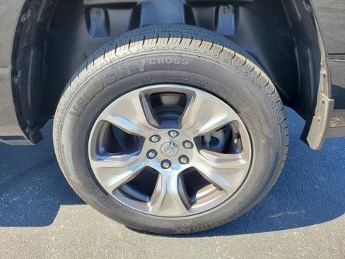 Used 2023 RAM 1500 Laramie AWD/4WD image 31