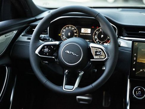 New 2024 Jaguar XF R-Dynamic SE image 39