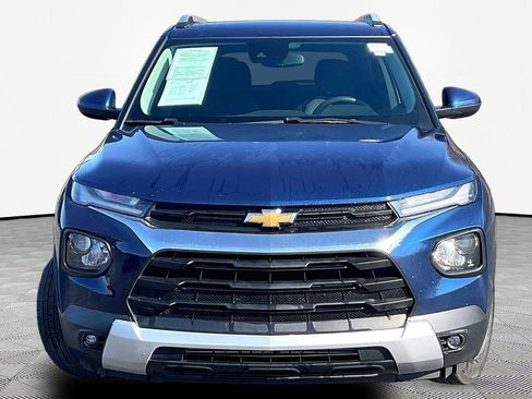 Used 2023 Chevrolet TrailBlazer LT image 2