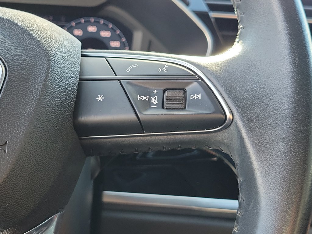 Used 2020 Audi Q3 2.0T Premium w/ Convenience Package AWD/4WD image 36