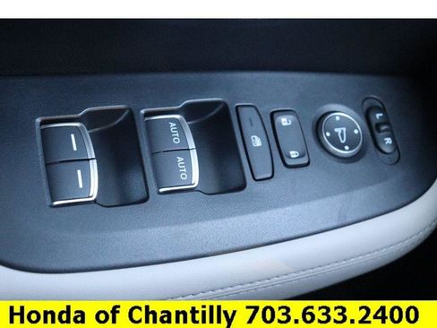 Certified 2024 Honda HR-V EX-L image 20