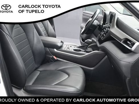 Used 2023 Toyota Highlander XLE AWD/4WD image 20