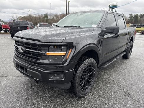 New 2025 Ford F150 XLT w/ Equipment Group 302A MID image 3