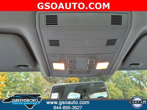 Used 2019 Volkswagen Jetta SE image 19