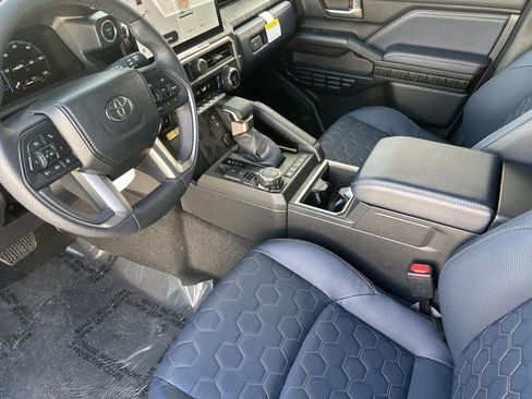 New 2026 Toyota 4Runner 4WD image 9